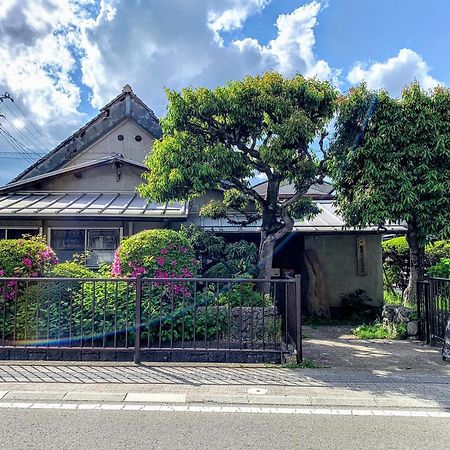 Guest House Yukari Tsuru ภายนอก รูปภาพ