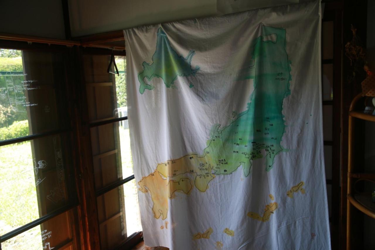 Guest House Yukari Tsuru ภายนอก รูปภาพ